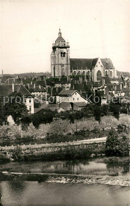Dole Jura La Basilique vue des bords du Doubs