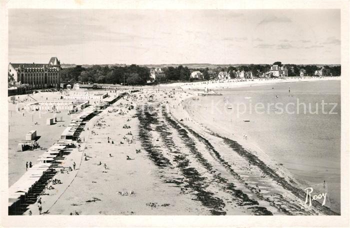 Le Pouliguen La Plage au fond Plage Benoît