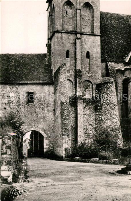 Ferrieres-en-Gatinais Portail Vestiges des Communs Abbaye Sai