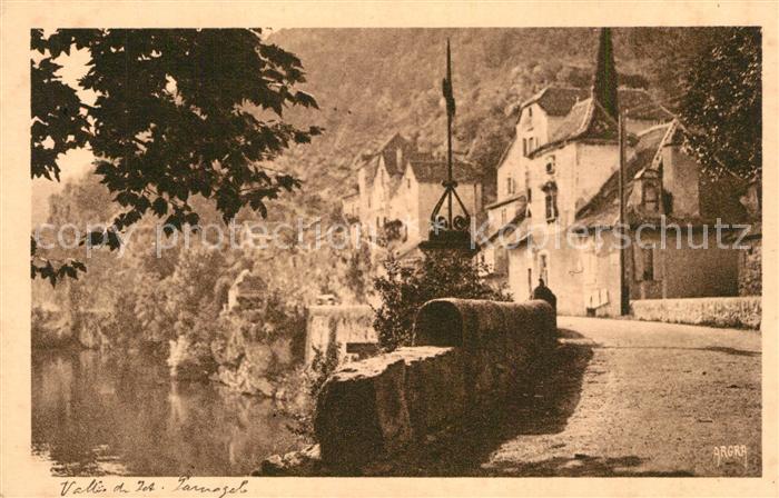 Larnagol Vallee du Lot Pont