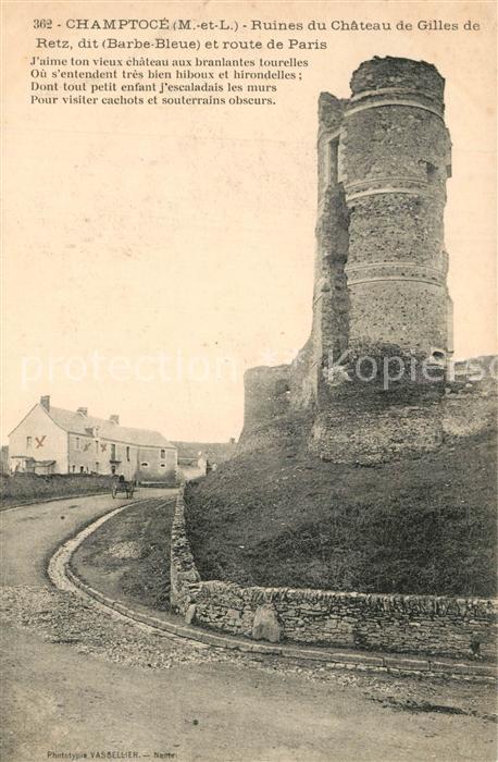 Champtoce-sur-Loire Ruines du Chateau de Gilles de Retz et Route de Paris