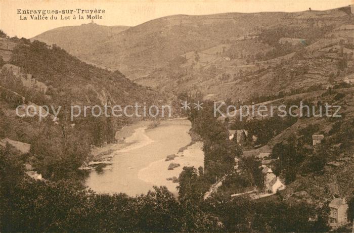 Entraygues-sur-Truyere Panorama Vallee du Lot a la Molle