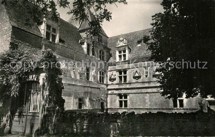 Saint-Cere Chateau de Montal