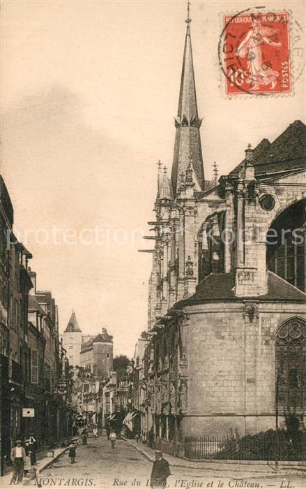 Montargis Loiret Rue de Loire Eglise et le Chateau