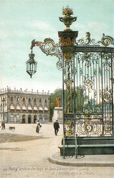 Nancy Lothringen Grille en Fer Forge de Jean Lamour A l’Arriere plan le Theatre