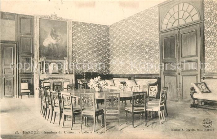 Haroue Interieur du Chateau Salle a manger
