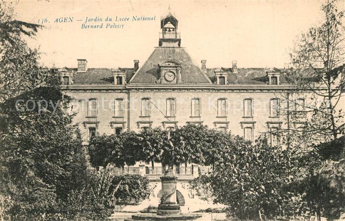 Agen Lot et Garonne Jardin du Lycee National Bernard Palissy