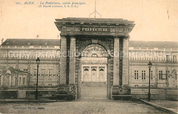 Agen Lot et Garonne La Prefecture entree principale