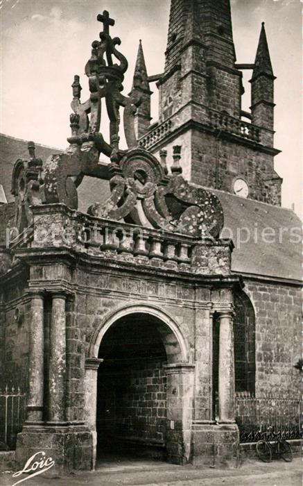 Carnac Morbihan Porche de l'Eglise