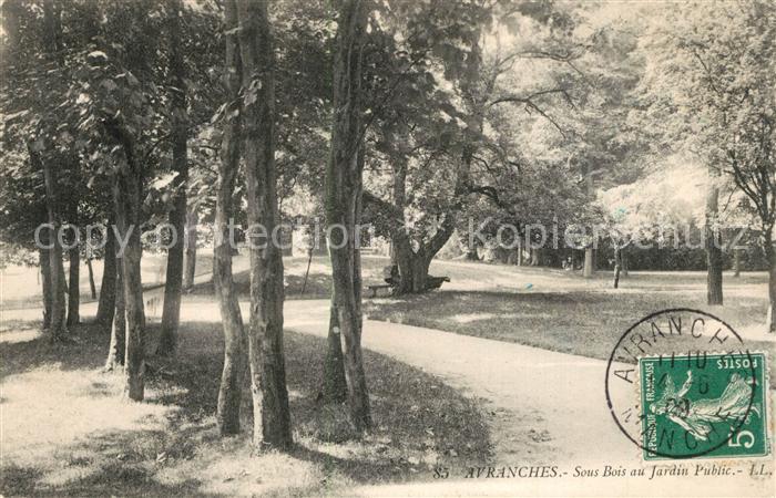 Avranches Sous Bois au Jardin Public