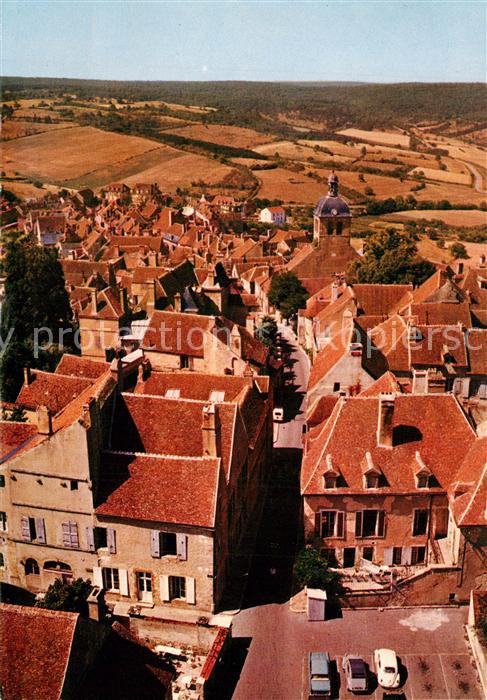 Vezelay Le Villagevu depuis la Tour de la Basilique Vue aerienne