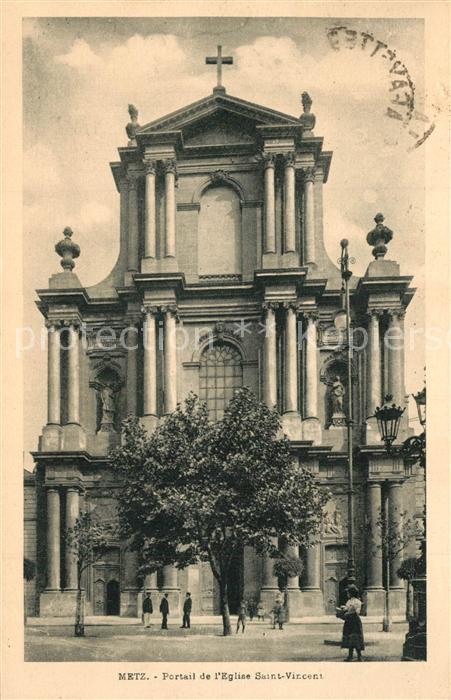 Metz  57 Moselle Portail de l'Eglise Saint Vincent