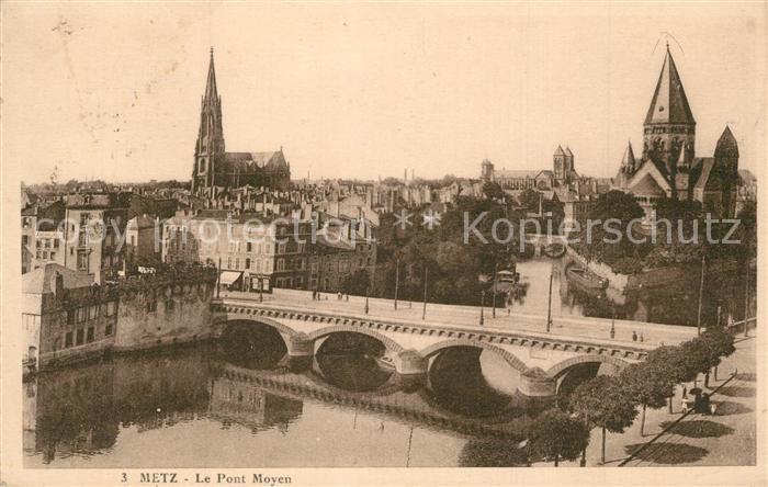 Metz  57 Moselle Pont Moyen Bruecke Stadtpanorama Kathedrale Kirche