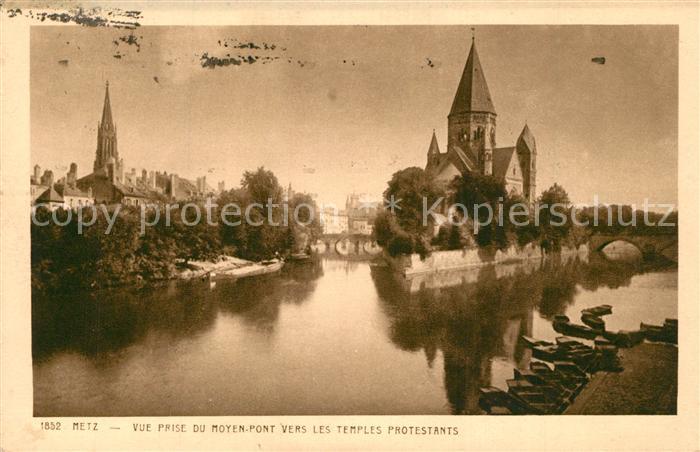Metz  57 Moselle Vue prise du Moyen Pont vers les Temples Protestants