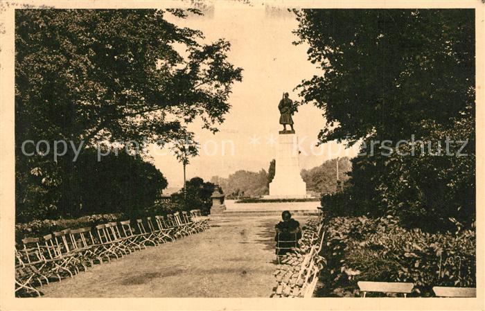 Metz 57 Moselle Esplanade vers le Mont Saint Quentin Statue du Poilu