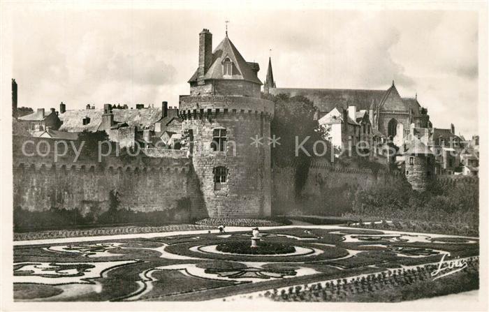Vannes 56 Tour du Connétable et les Remparts