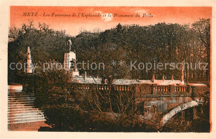 Metz  57 Moselle Fontaines de l'Esplanade et Monument du Poilu