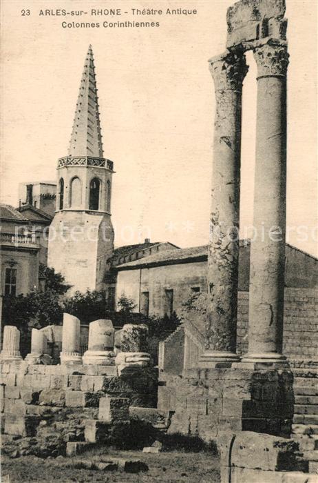 Arles Bouches-du-Rhone Théâtre Antique Colonnes Corinthiennes