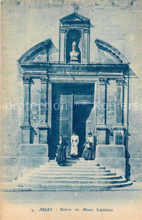 Arles Bouches-du-Rhone Entrée du Musee Lapidaire