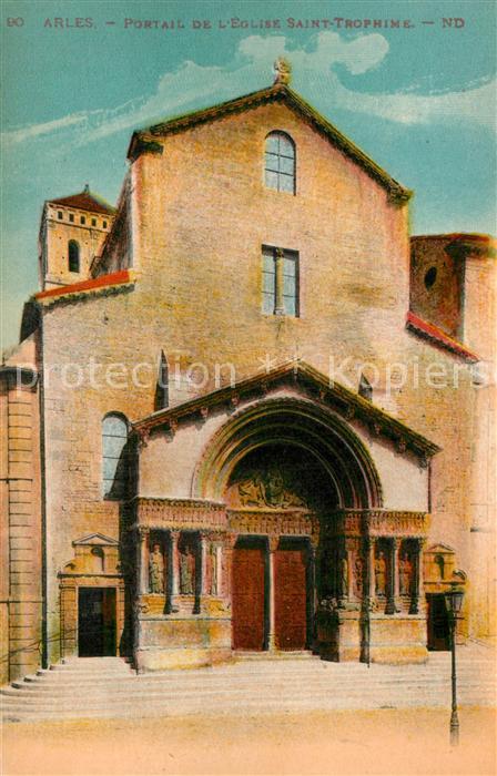 Arles Bouches-du-Rhone Portail de l'Eglise Saint Trophime