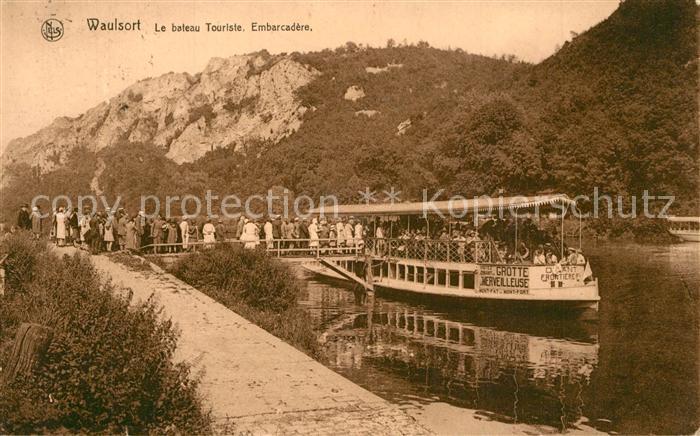 Waulsort Bateau touriste Embarcadère