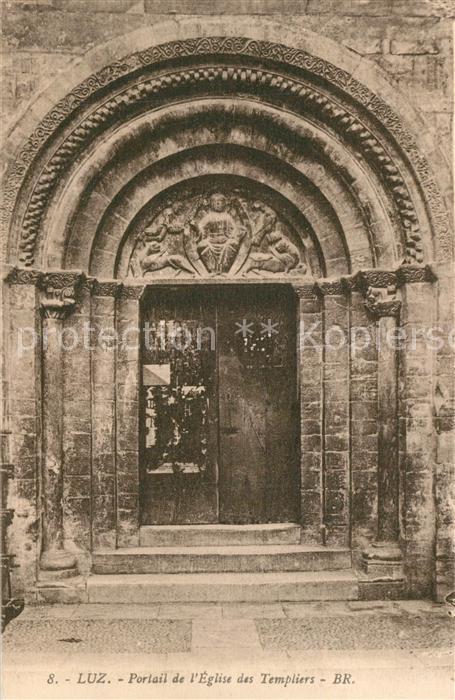 Luz-Saint-Sauveur Hautes Pyrenees Portail de l'Eglise des Templiers