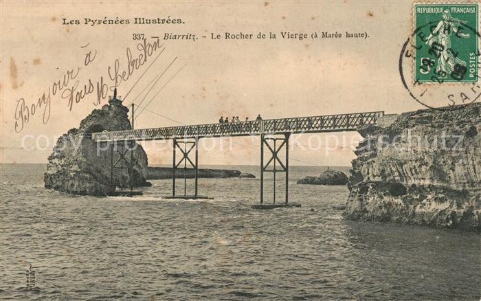 Biarritz Pyrenees Atlantiques Rocher de la Vierge a marée haute