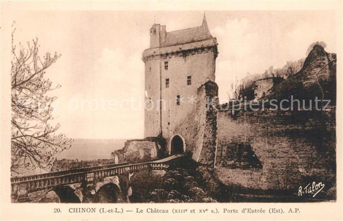 Chinon Indre et Loire Chateau Porte d_Entrée