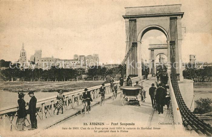 Avignon Vaucluse Pont suspendu sur le Rhone