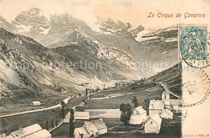 Gavarnie Hautes-Pyrenees Le Cirque