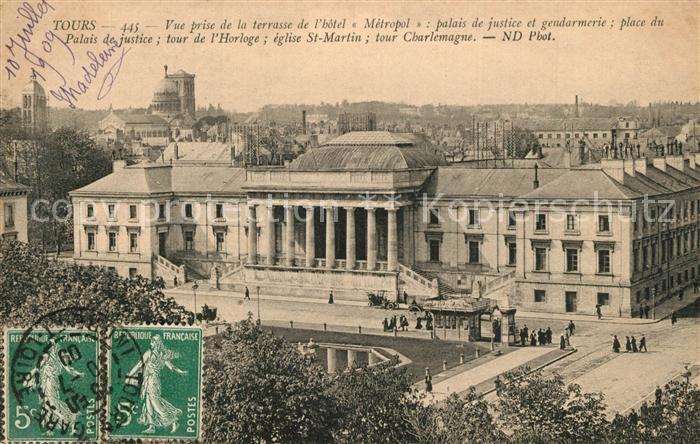Tours Indre-et-Loire Vue prise de la terrasse de L Hotel Metropol Palais de Just