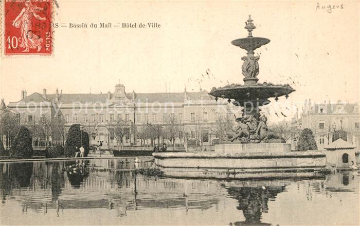 Angers Bassin du Mail Hotel de Ville