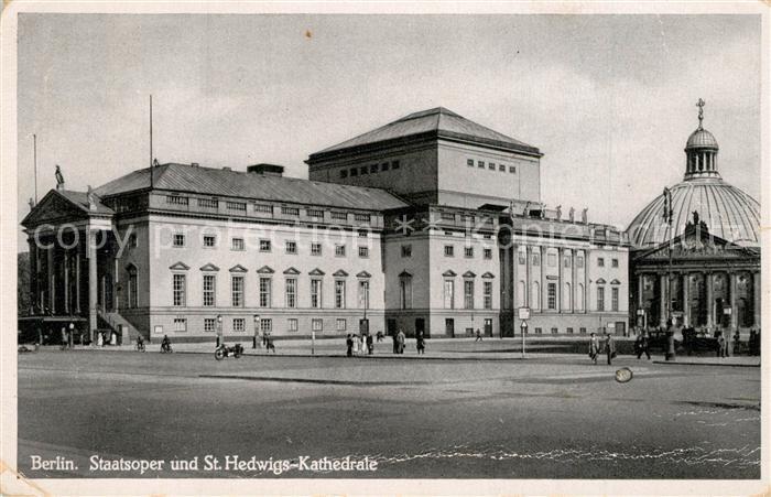Berlin Staatsoper und St. Hedwigs-Kathedrale