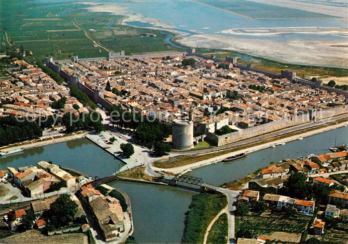 Aigues-Mortes Gard Vue aérienne sur la Cité