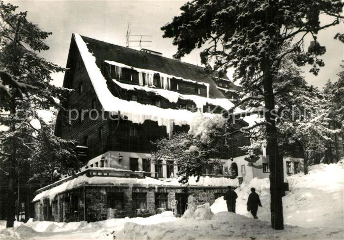 Frysava Zotavovna ROH Sykovec Berghotel im Winter