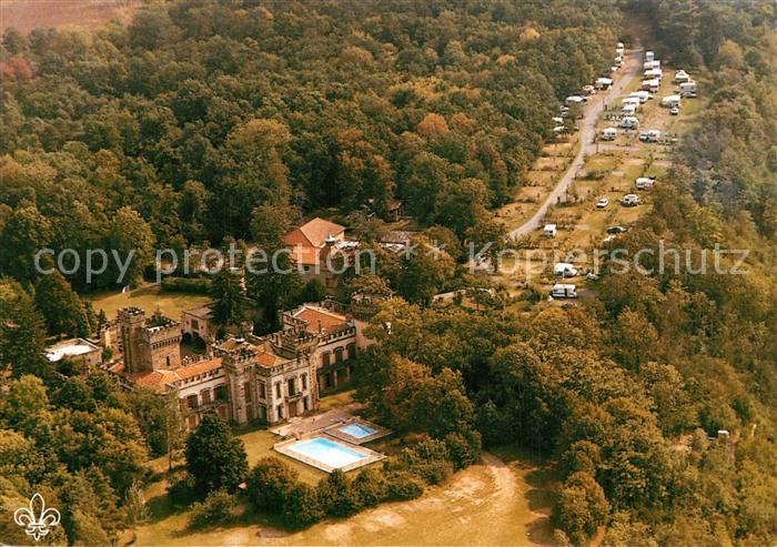 Issoire Chateau de Grangefort Les Pradeaux Camping vue aérienne