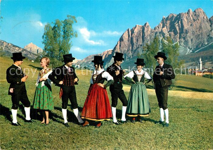 Trachten Italien Dolomiti Cortina d_Ampezzo