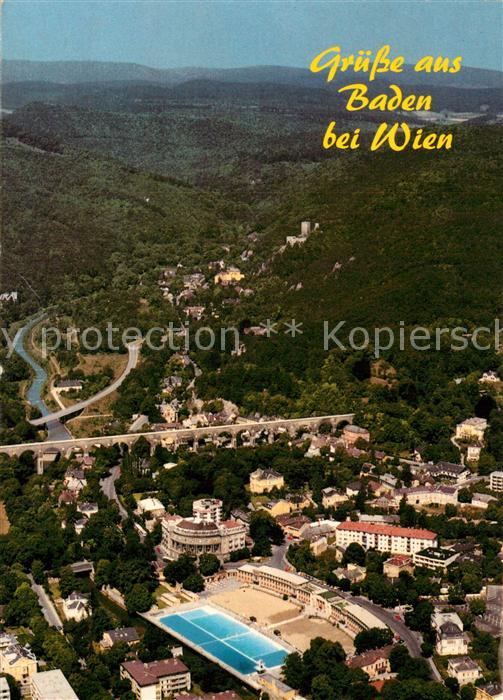 Baden Wien Stadtansicht mit Thermalstrandbad Helenental Wienerwald Fliegeraufnah