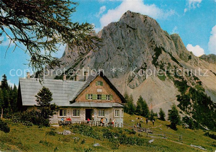 Klagenfurter Huette Berghuette gegen Bielschitza Karawanken