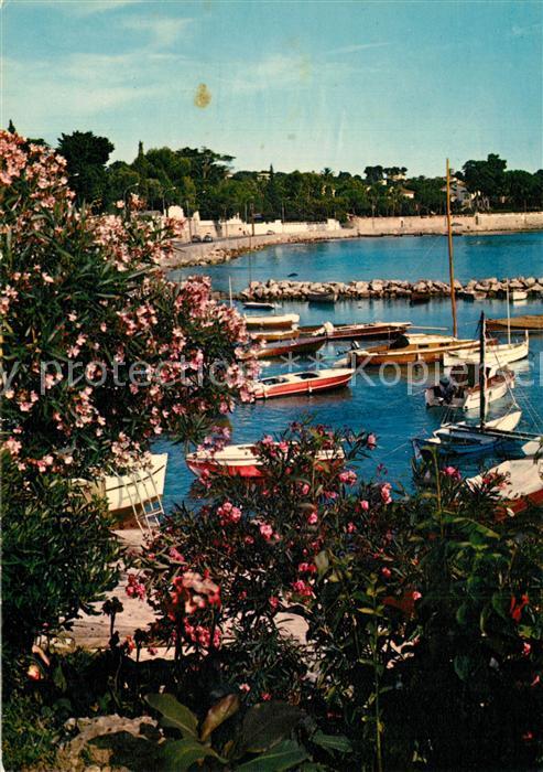 Juan-les-Pins Antibes 06 Petit port fleuri