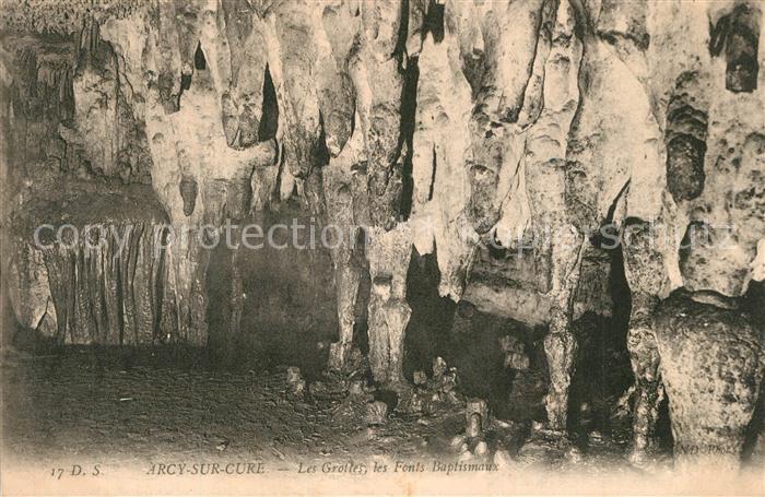 Arcy-sur-Cure Yonne Les Grottes Fonts Baptismaux