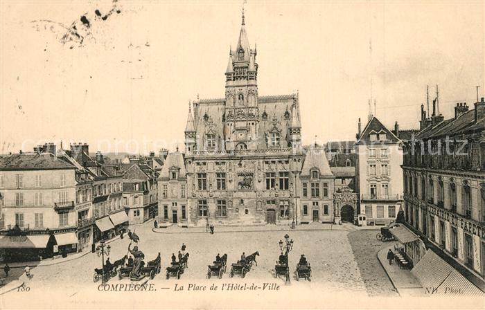 Compiegne Oise Place Hotel de Ville