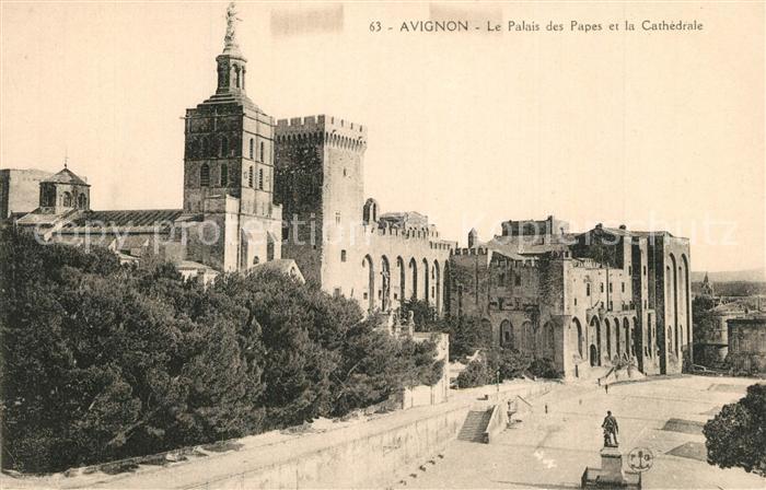 Avignon Vaucluse Palais des Papes Cathedrale