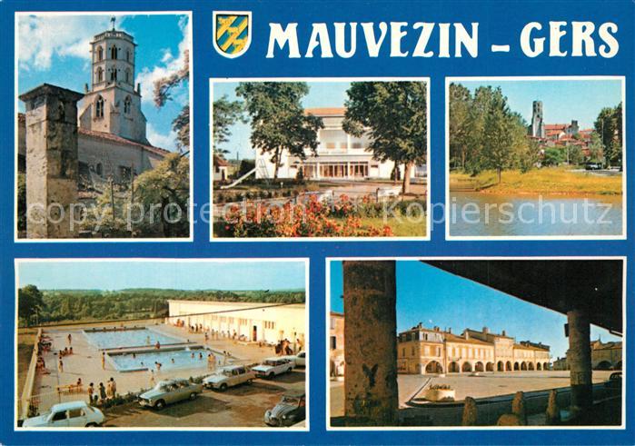 Mauvezin Gers Clocher de eglise Place de la Liberation