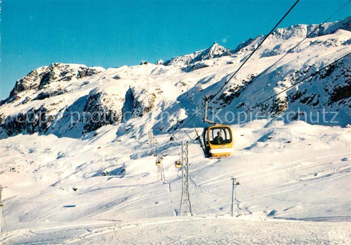 Alpe d Huez Isere Winterlandschaft les Telecabines