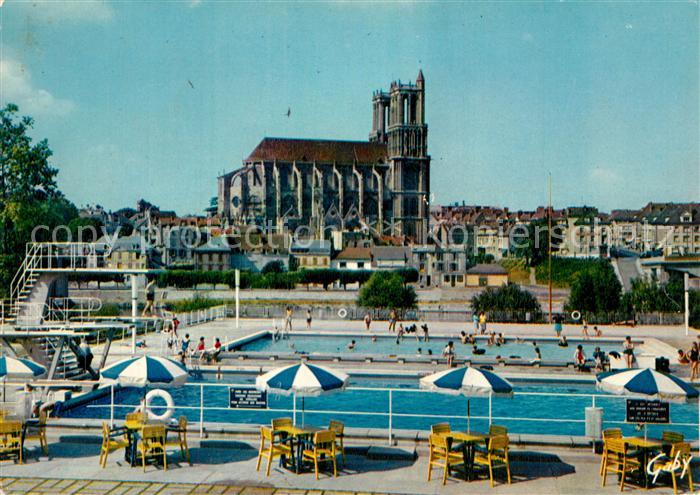 Mantes-la-Jolie Cathedrale Piscine