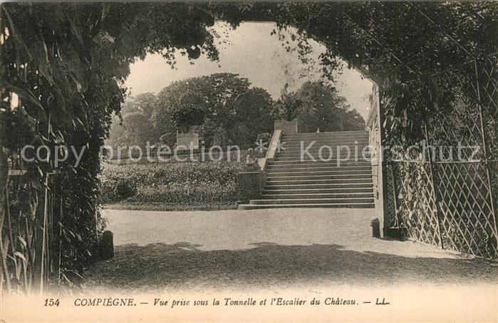 Compiegne Oise Vue prise sous la Tonnelle Escalier du Chateau