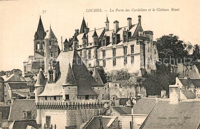 Loches Indre et Loire La Porte des Cordeliers et le Chateau R