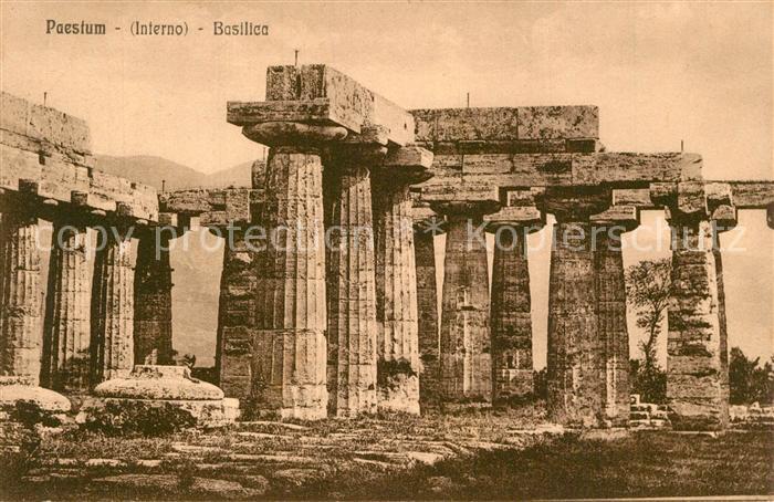 Capaccio Paesium Basilica interno Ruinenstaette