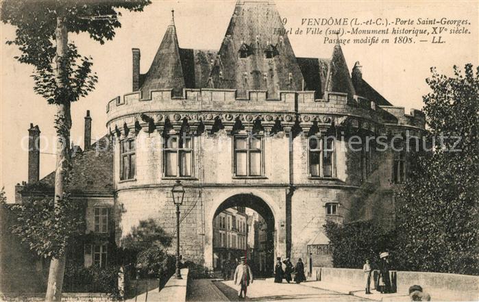 Vendome Porte Saint Georges Hôtel de Ville Monument historique XVe siécle